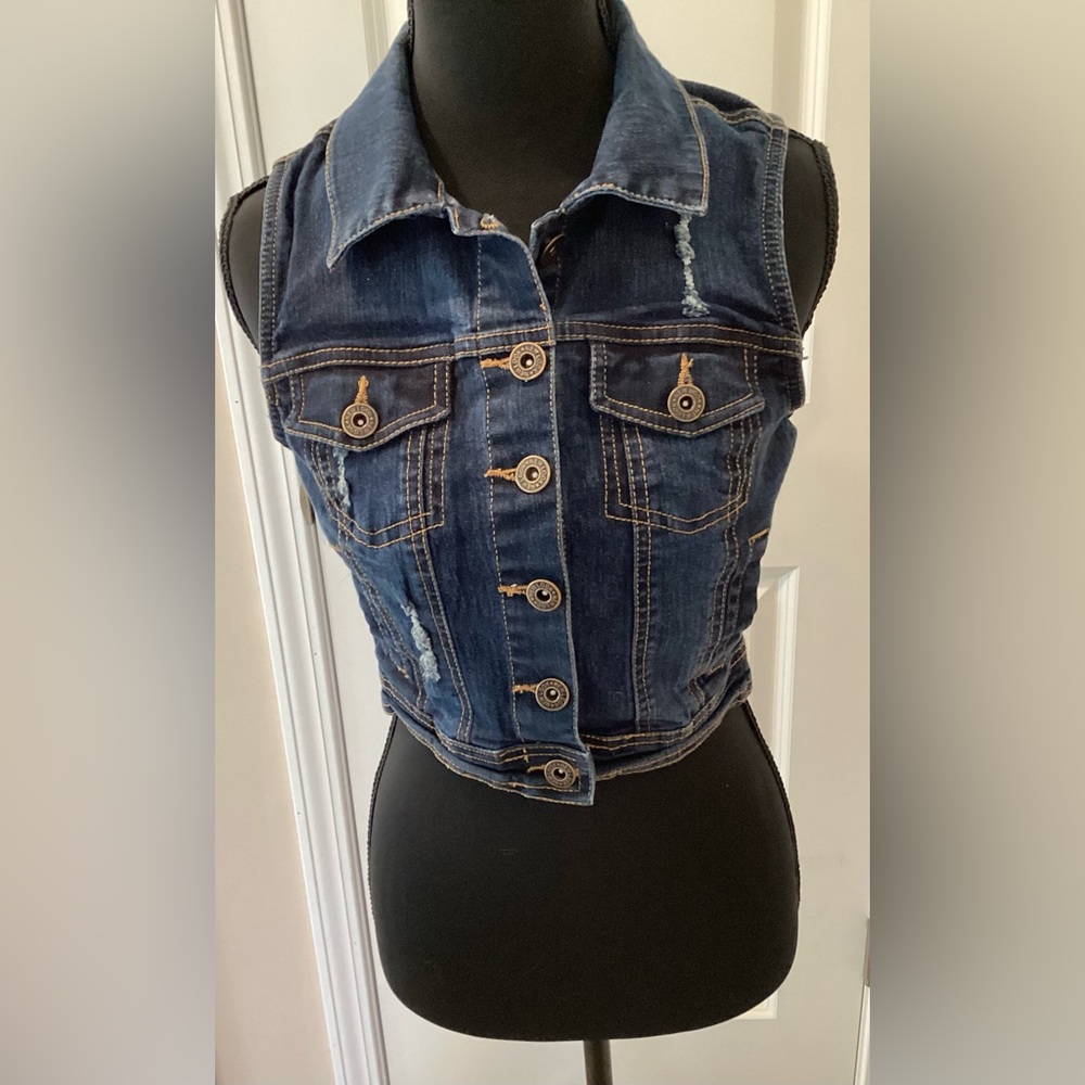 New Look Jean Distressed Sleeveless Jacket